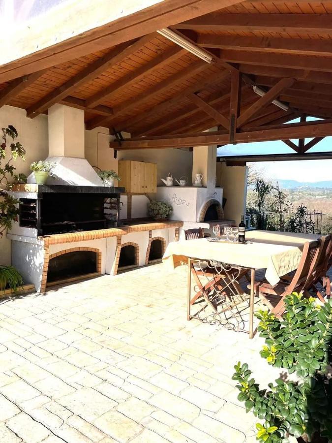 Villa Anasandra - 3 Bedroom Villa Kompitsion Экстерьер фото